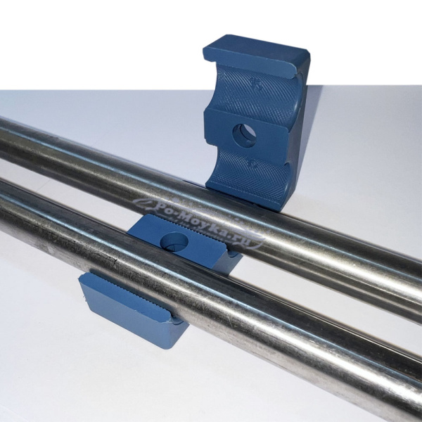 держатель 2 х труб высокого давления (магистрали) для автомойки